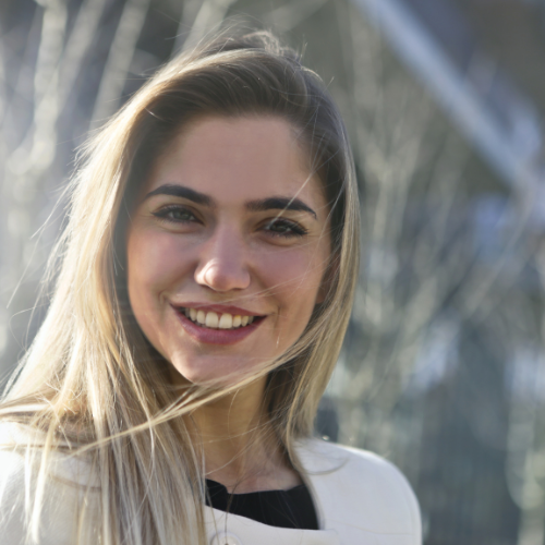 Fernanda C.